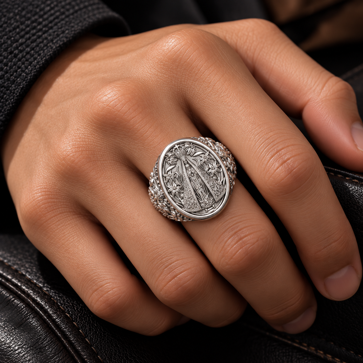 Anillo Nuestra Señora Aparecida en plata 950 y baño de oro 18k