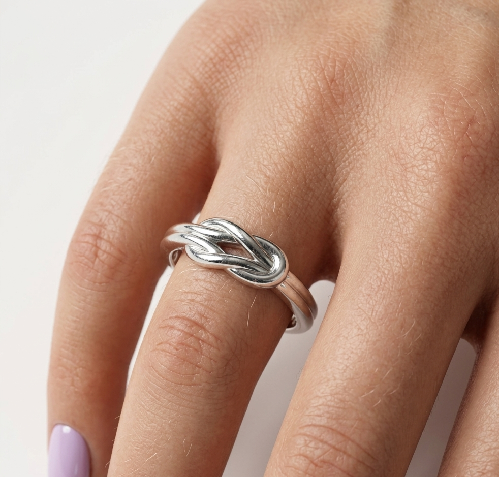 Knot Ring