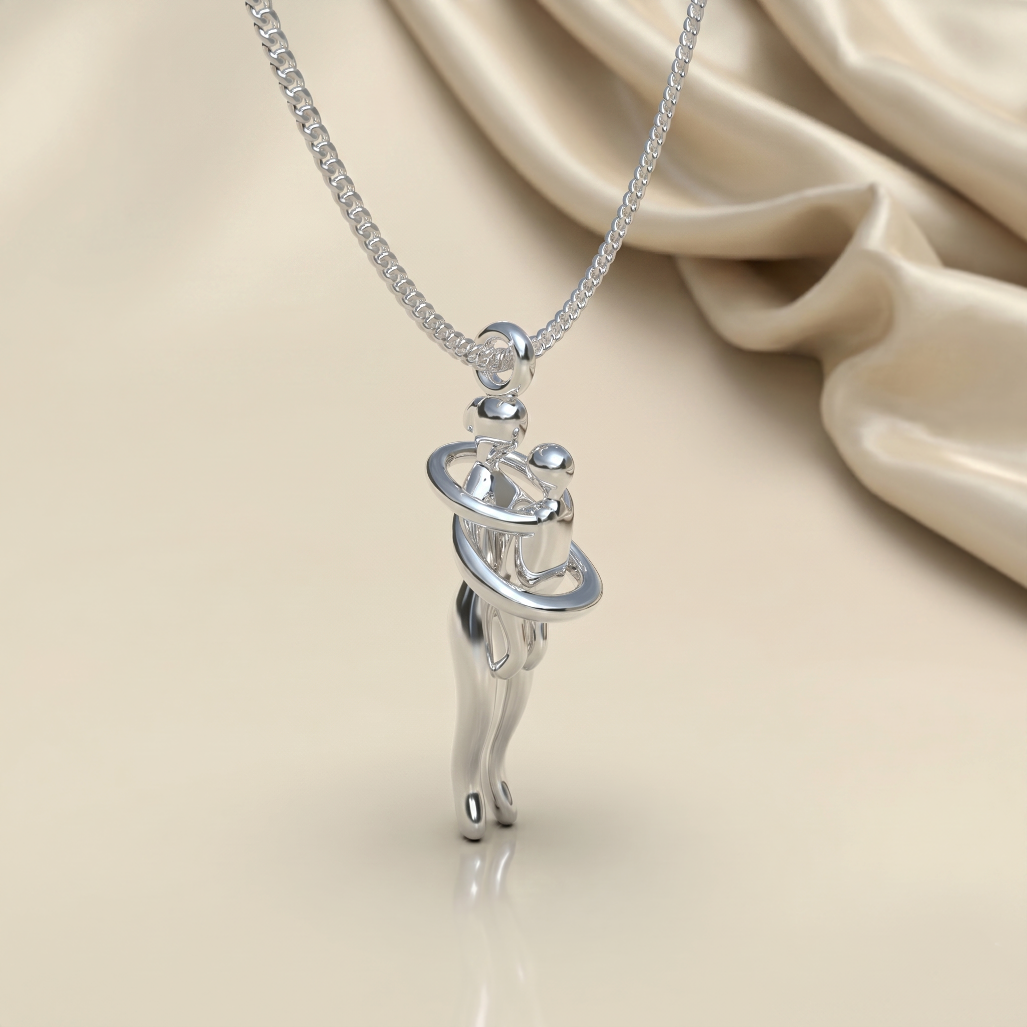 Collar Abrazo Eterno de Mamá en Plata 950 hecho a mano, vista frontal — Luya Joyería Perú