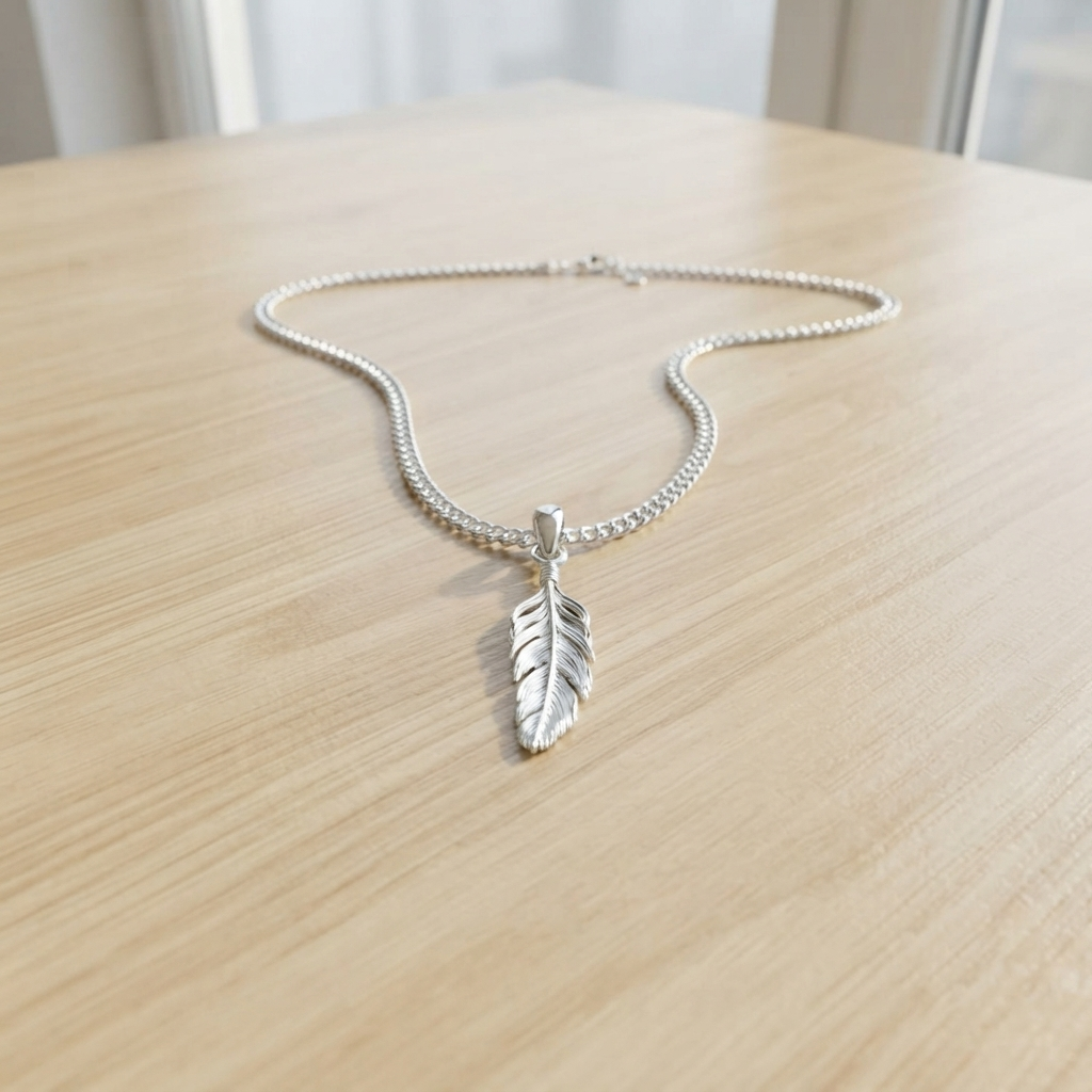 Collar Pluma