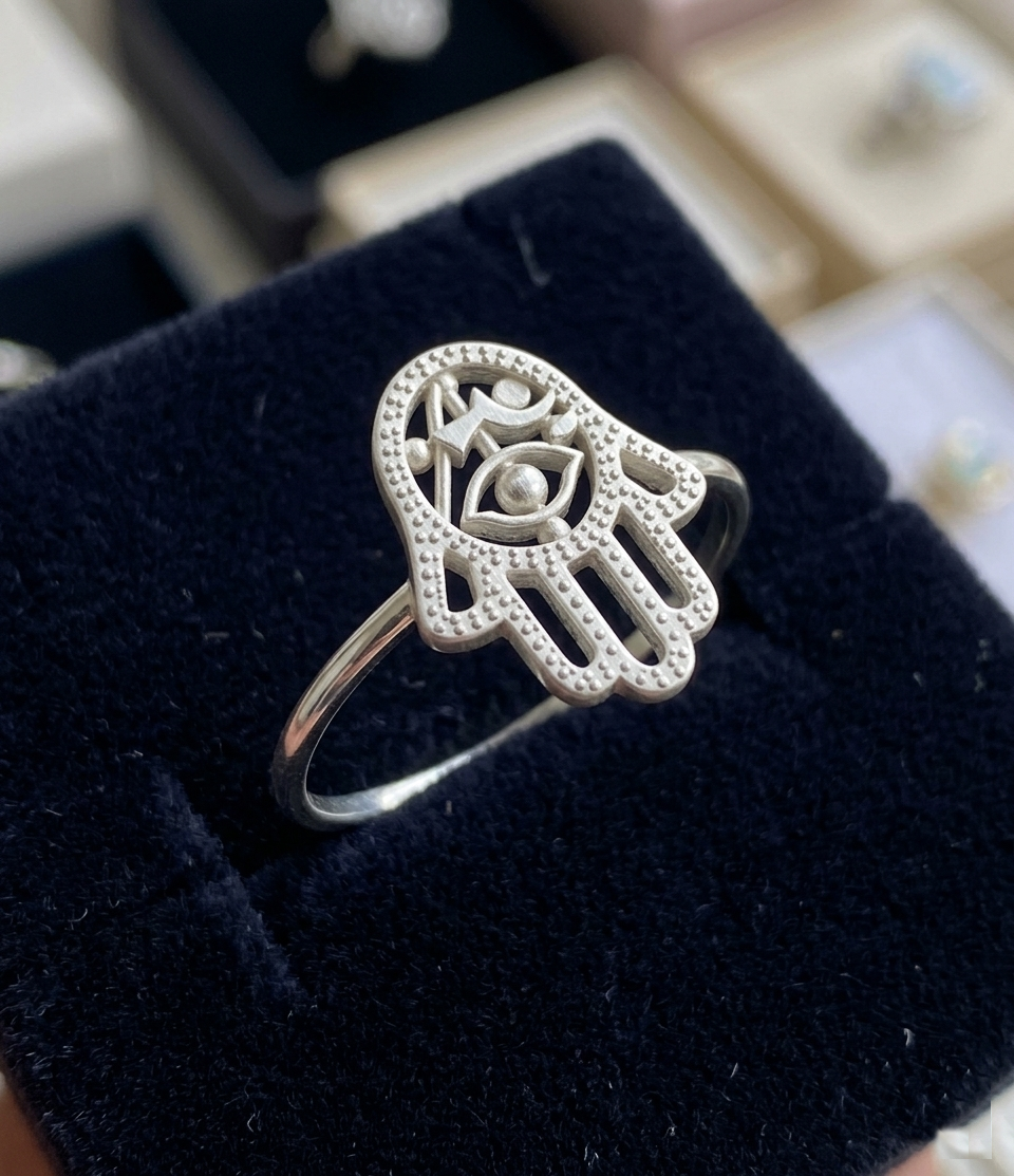 Anillo Mano Amsa 950 | Joyería de Autor en Plata 950 – Luya