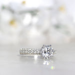 Cargue la imagen en el visor de la galería, Anillo Reyna con corte circular