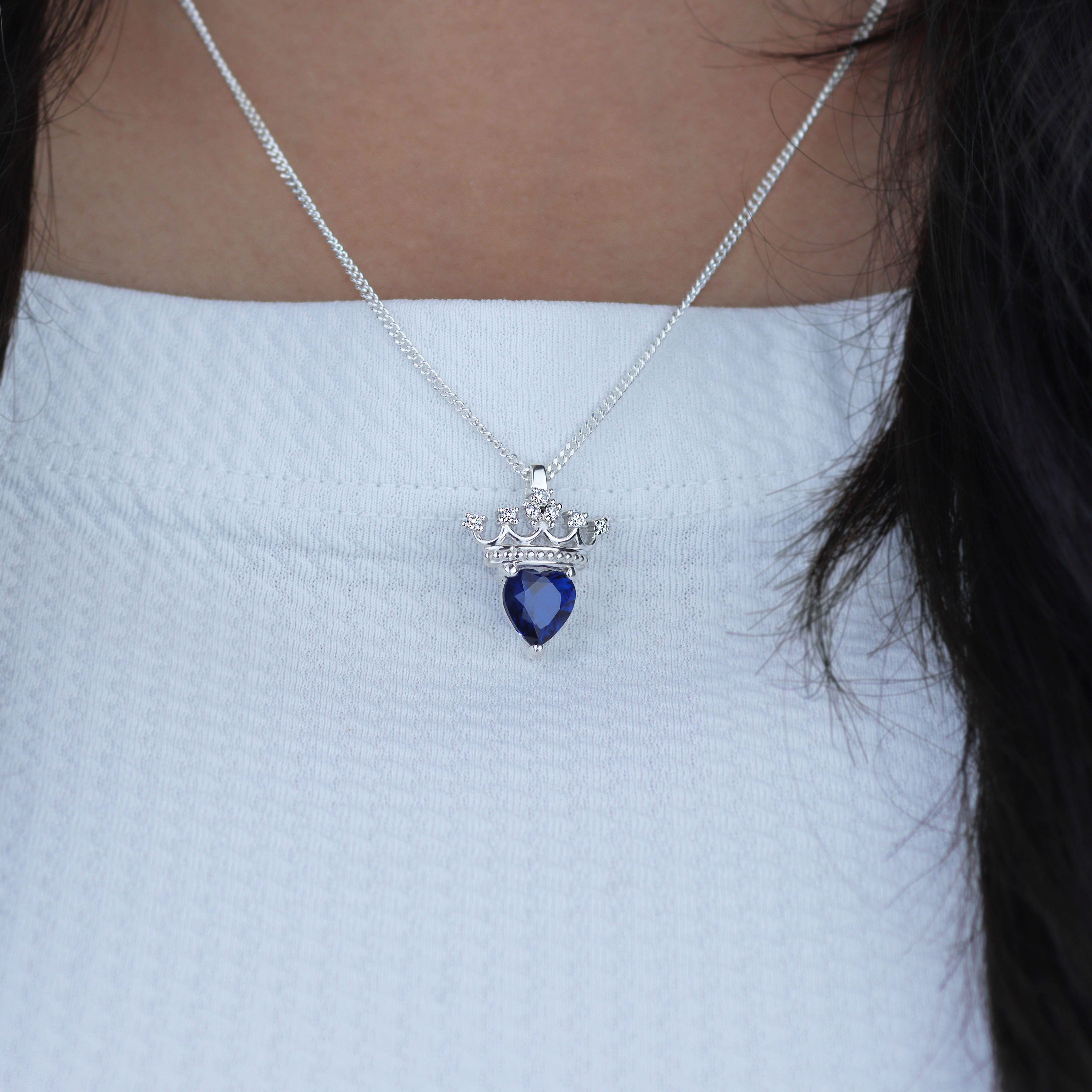 Crown and heart necklace