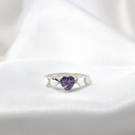 Cargue la imagen en el visor de la galería, Anillo con corte de corazón