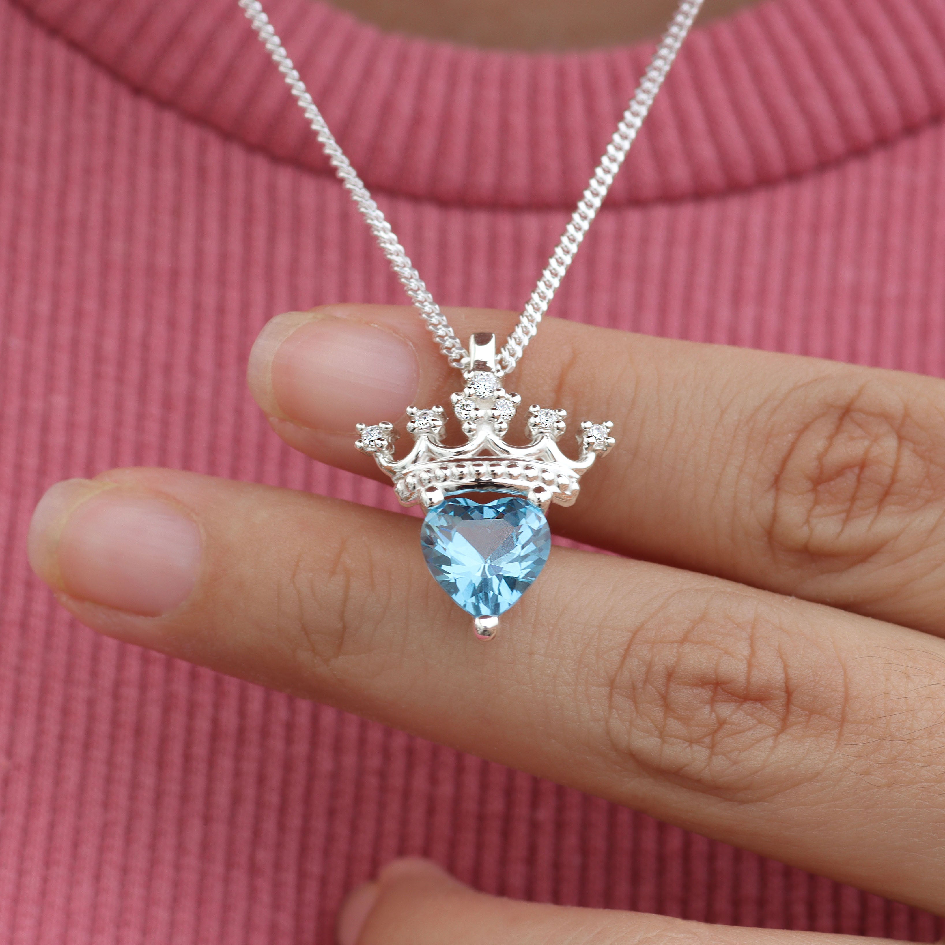 Crown and heart necklace