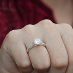 Cargue la imagen en el visor de la galería, Anillo solitario