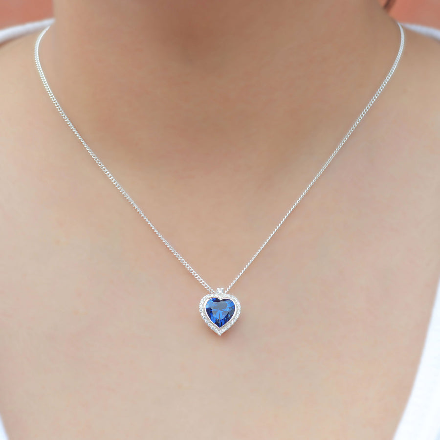 Collar corazón del mar con piedra en plata 950, hecho a mano en Perú – Luya Joyería (foto 2)