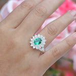 Cargue la imagen en el visor de la galería, Anillo roseta con piedra central oval