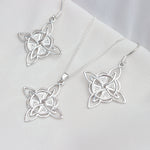 Cargue la imagen en el visor de la galería, Colección nudo de bruja