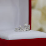 Cargue la imagen en el visor de la galería, Anillo corona con relieve circular