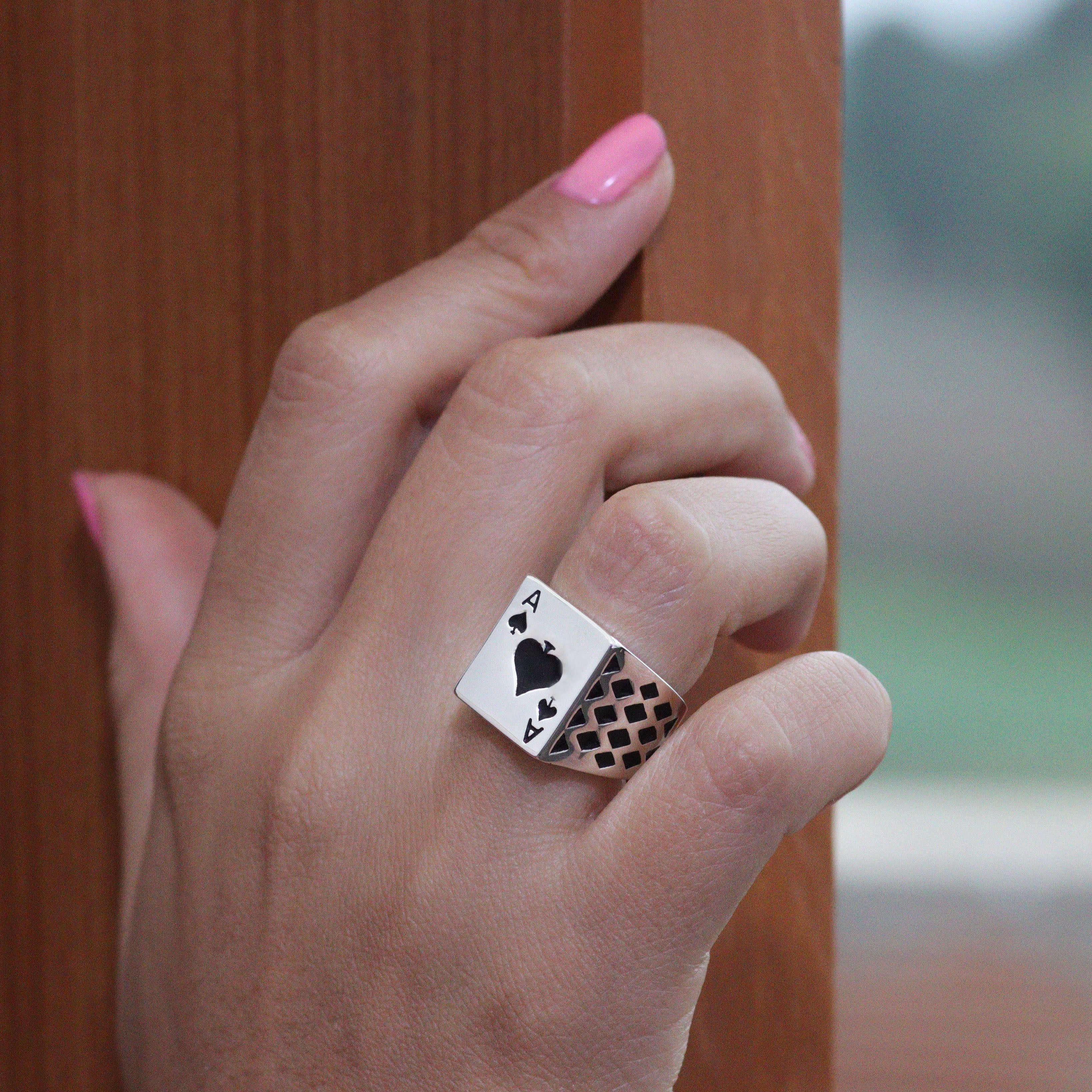 Alianzas As de picas