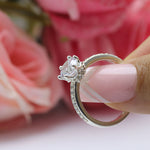 Cargue la imagen en el visor de la galería, Crown ring with circular cut