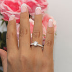 Cargue la imagen en el visor de la galería, Crown ring with circular cut