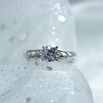 Cargue la imagen en el visor de la galería, Engagement Ring