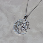 Cargue la imagen en el visor de la galería, Collar de luna y sol