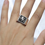 Cargue la imagen en el visor de la galería, Anillo con diseño de león