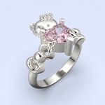 Cargue la imagen en el visor de la galería, Anillo Hello Kitty con corte corazón
