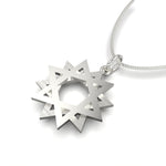 Cargue la imagen en el visor de la galería, Collar estrella de doce puntas