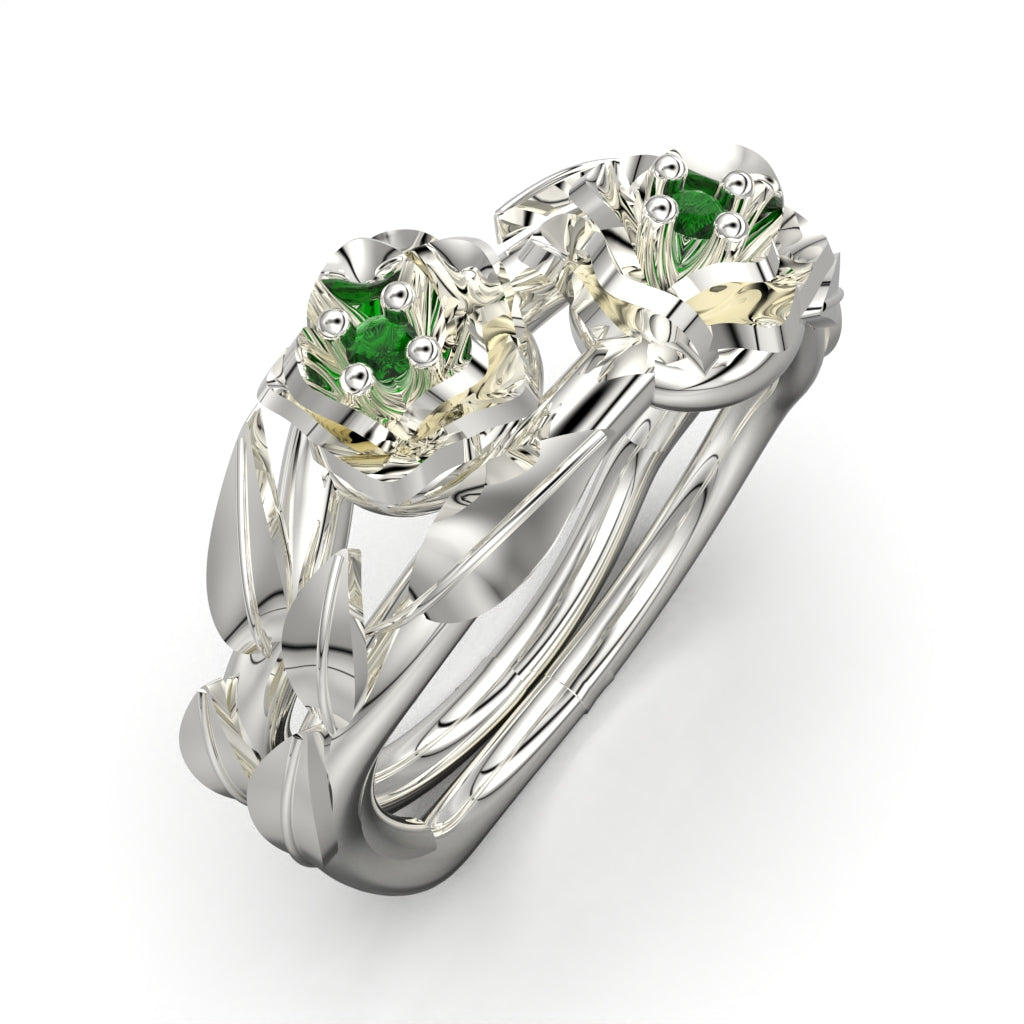 Natu ring with circular cut