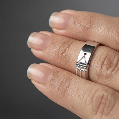 Anillo atlante en plata 950 y baño de oro 18k, hecho a mano en Perú – Luya Joyería (foto 4)