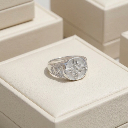 Anillo nudo de bruja en plata 950 – amuleto de protección