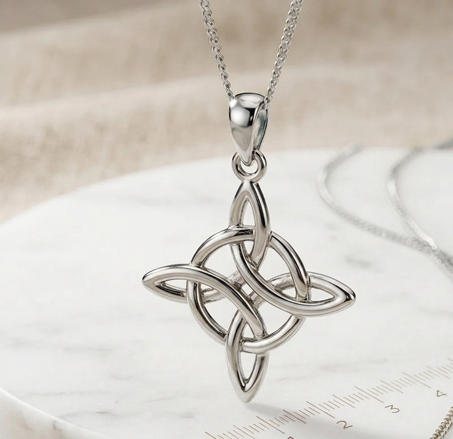 Collar Nudo de Bruja Plata 950 | Hecho a Mano | Luya Joyería