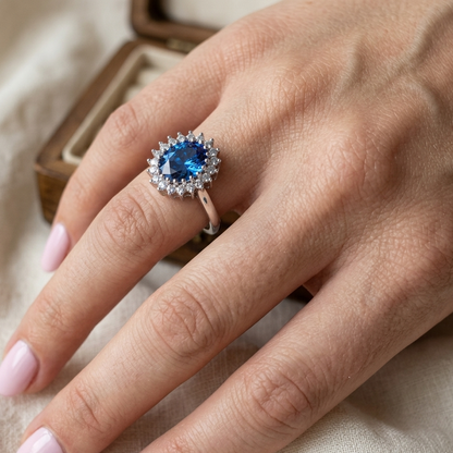Anillo Lady Di con piedra central en plata 950