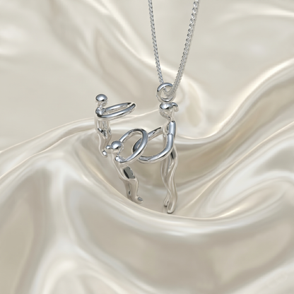Collar abrazo eterno de mamá e hijos en plata 950