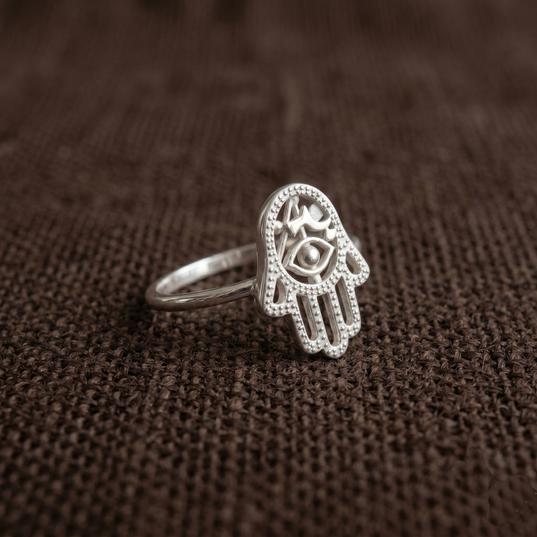 Anillo Mano Amsa 950 | Joyería de Autor en Plata 950 – Luya