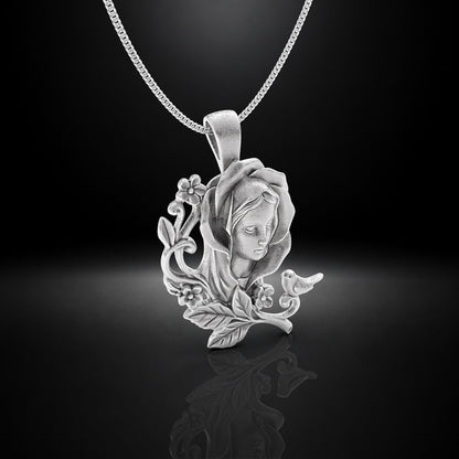 Collar de la Virgen María en plata 950 y baño de oro 18k