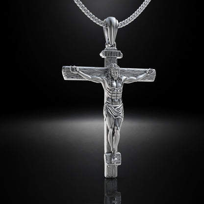 Collar de Cristo INRI en plata 950 y baño de oro 18k