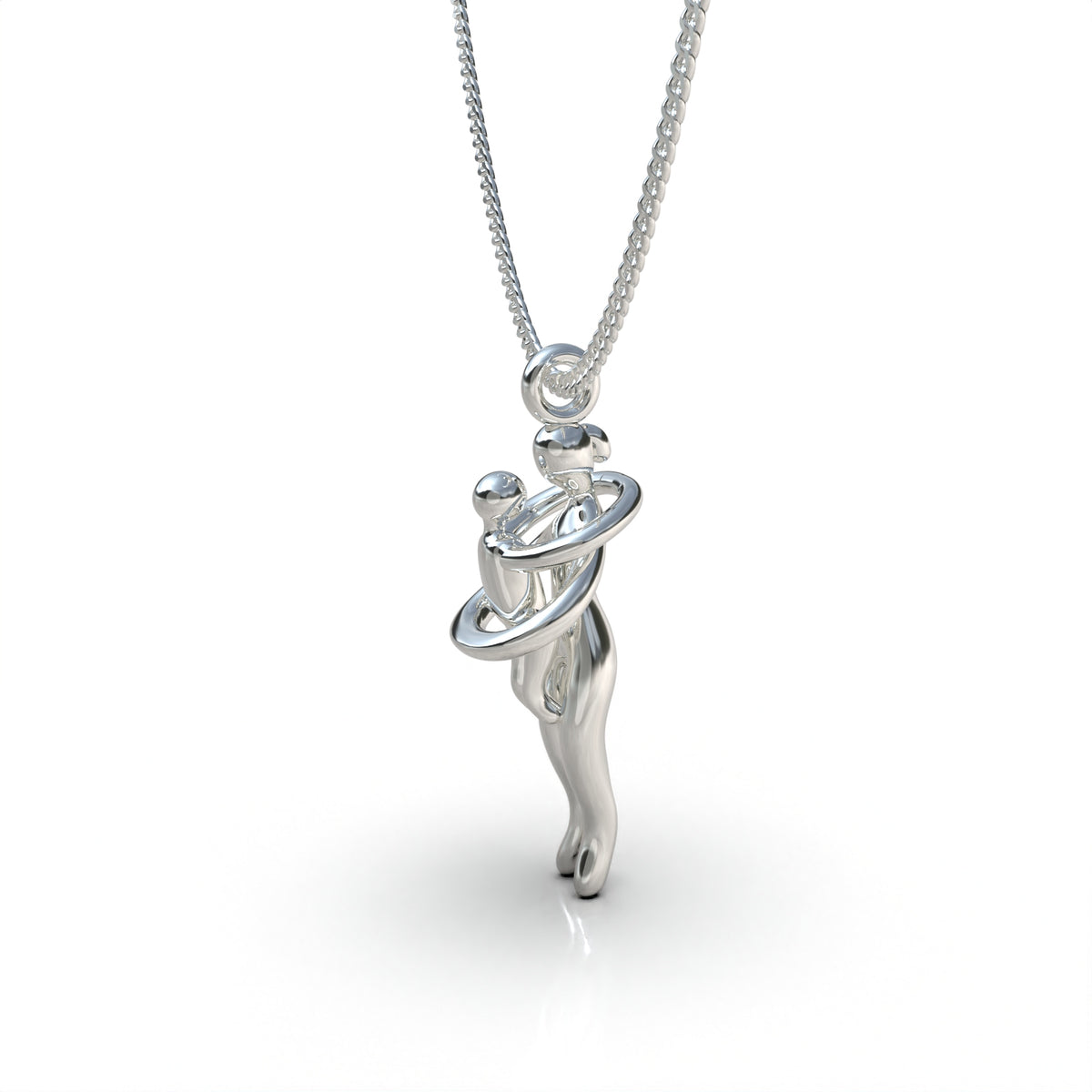 Collar Abrazo Eterno de Mamá en Plata 950 usado como regalo Día de la Madre — Luya Joyería Perú