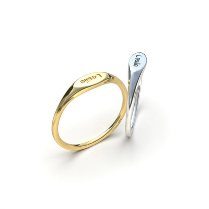 Anillo con nombre personalizado en plata 950 y baño de oro 18k