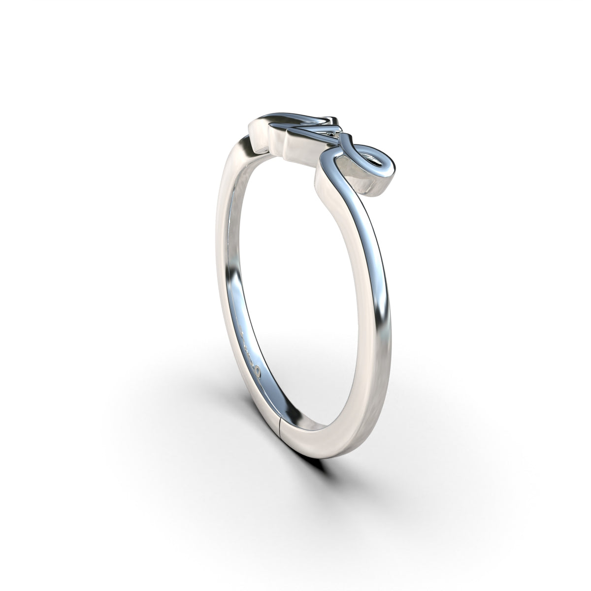 Anillo con letras de amor en plata 950