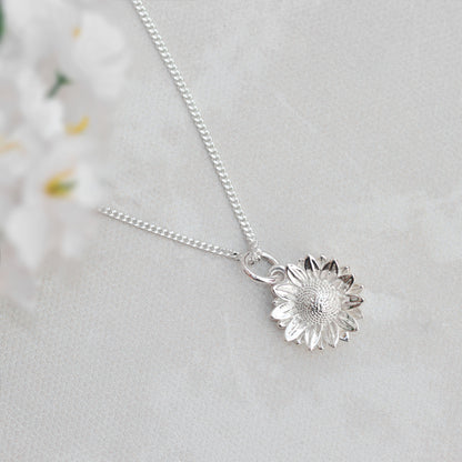 950 Silver Sunflower Necklace