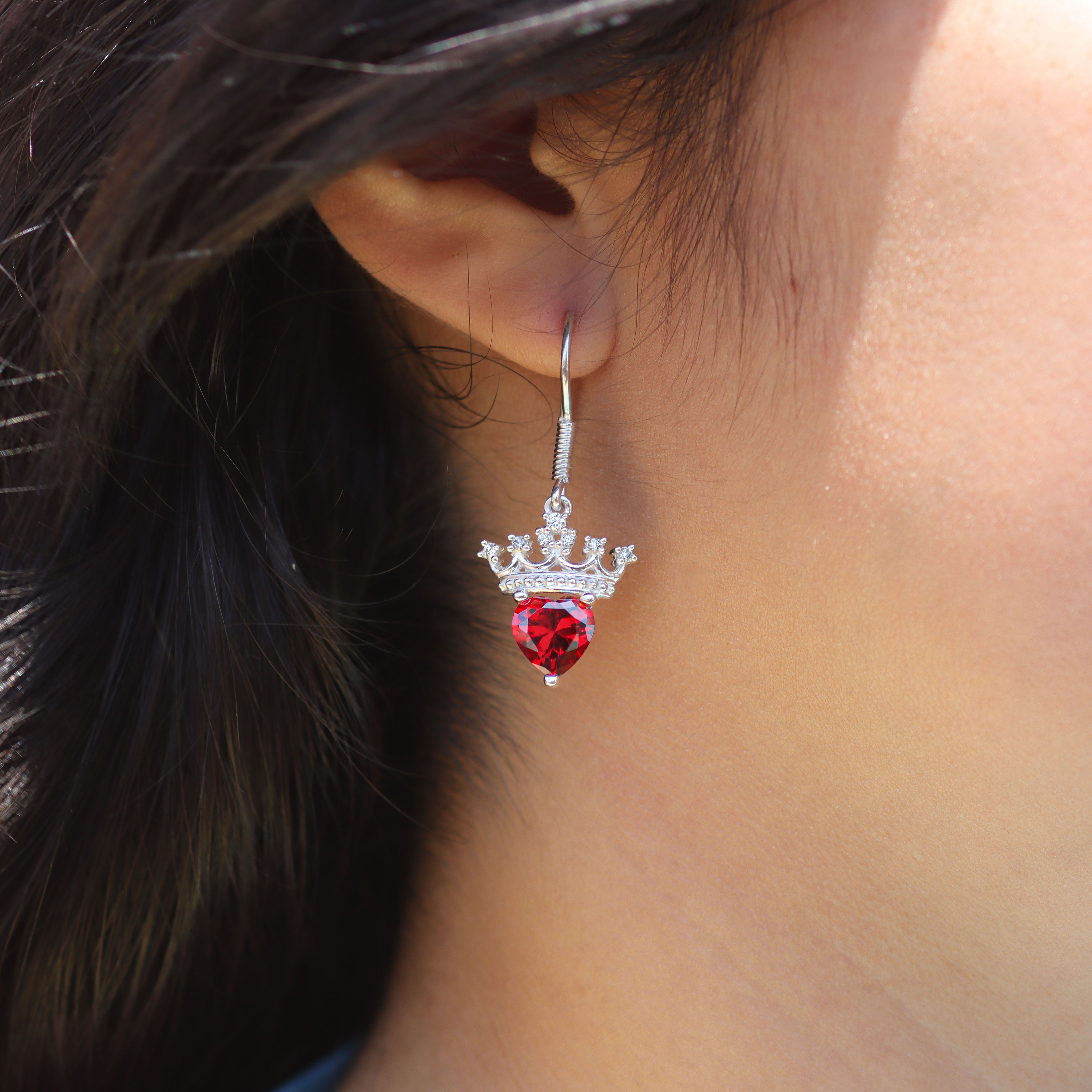 Heart and crown earrings