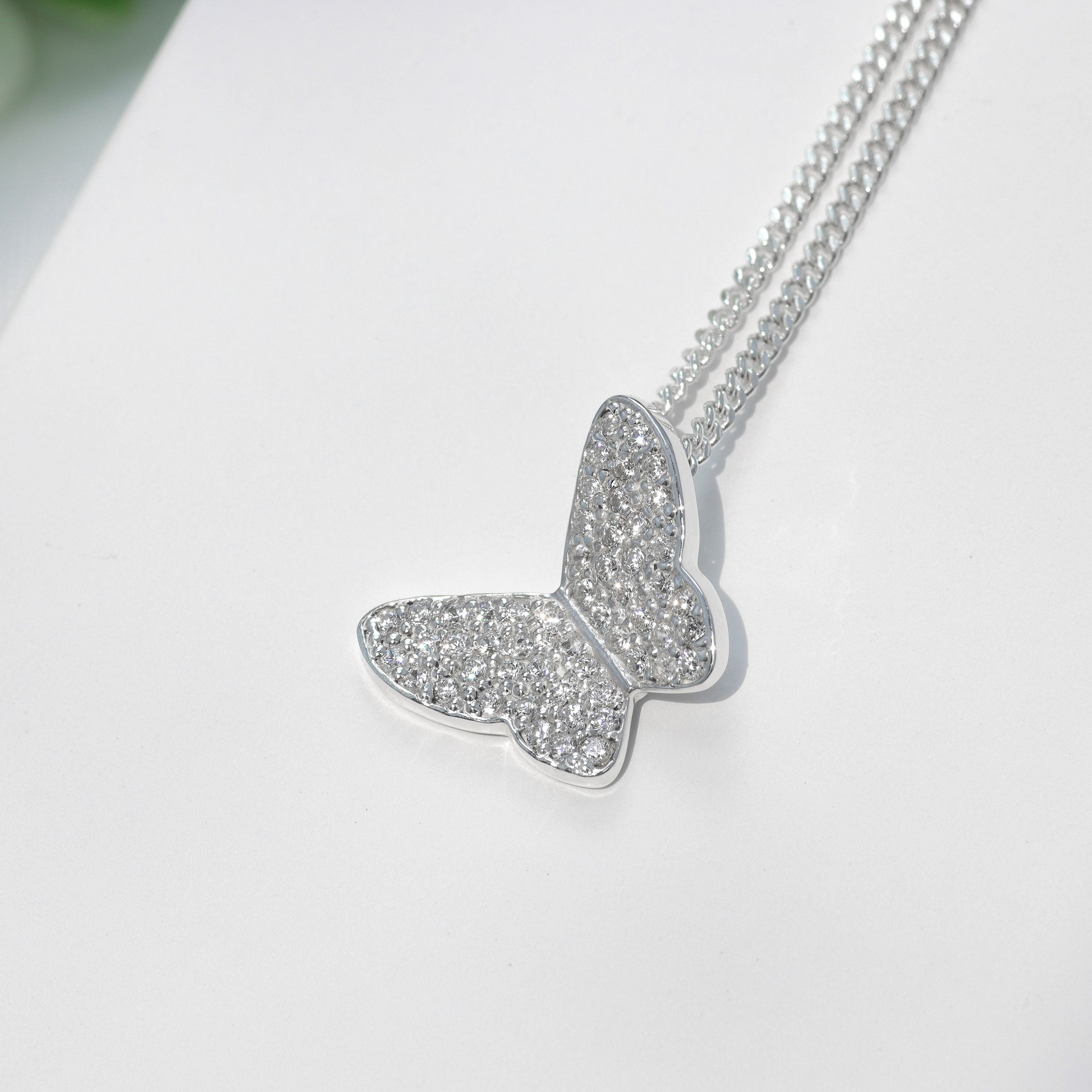 Butterfly necklace with circular cut