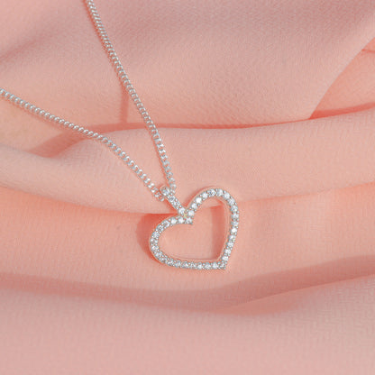 Collar de corazón con piedra redonda en plata 950
