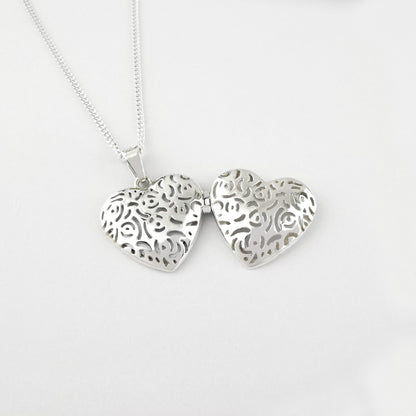 Collar relicario corazón eterno en plata 950