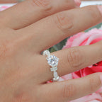 Anillo con piedra redonda en plata 950 – Dalo