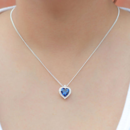 Collar corazón del mar con piedra en plata 950, hecho a mano en Perú – Luya Joyería (foto 2)