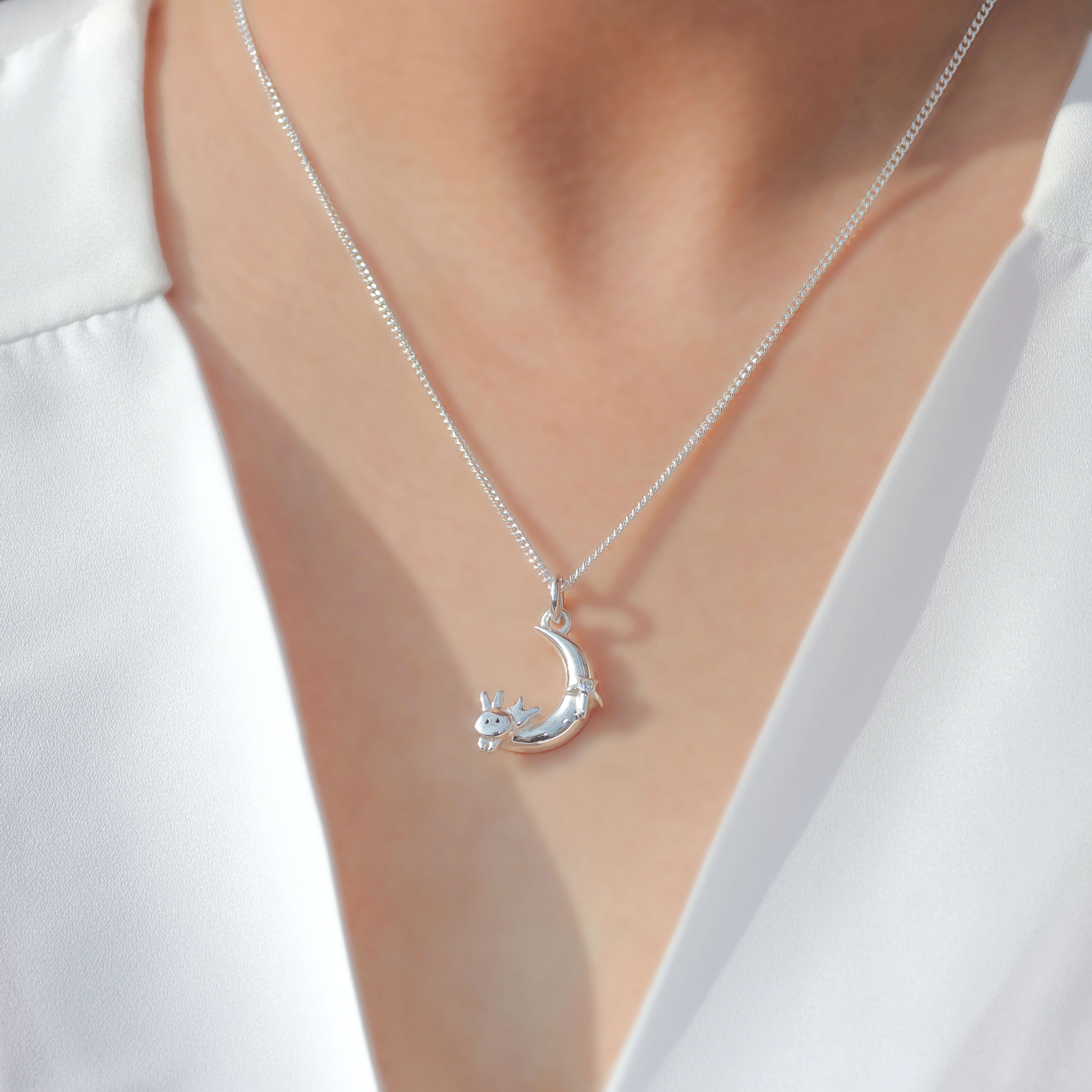 Rabbit and star necklace