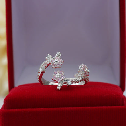 Anillo de flor y ramas con piedra en plata 950