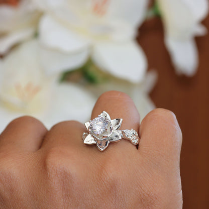 Anillo flor de loto en plata 950