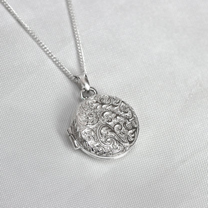 950 Silver Branch Locket Necklace