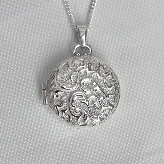 Collar relicario de ramas en plata 950