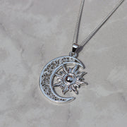 Collar de luna y sol