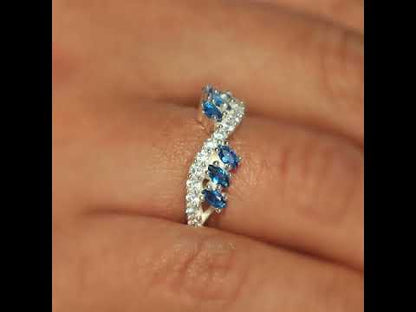 Anillo infinito con piedra marquesa en plata 950