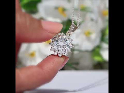 Necklace with circular cut