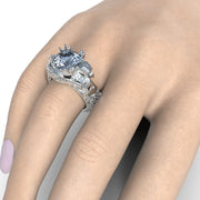 Anillo Queen of the Sea con corte circular